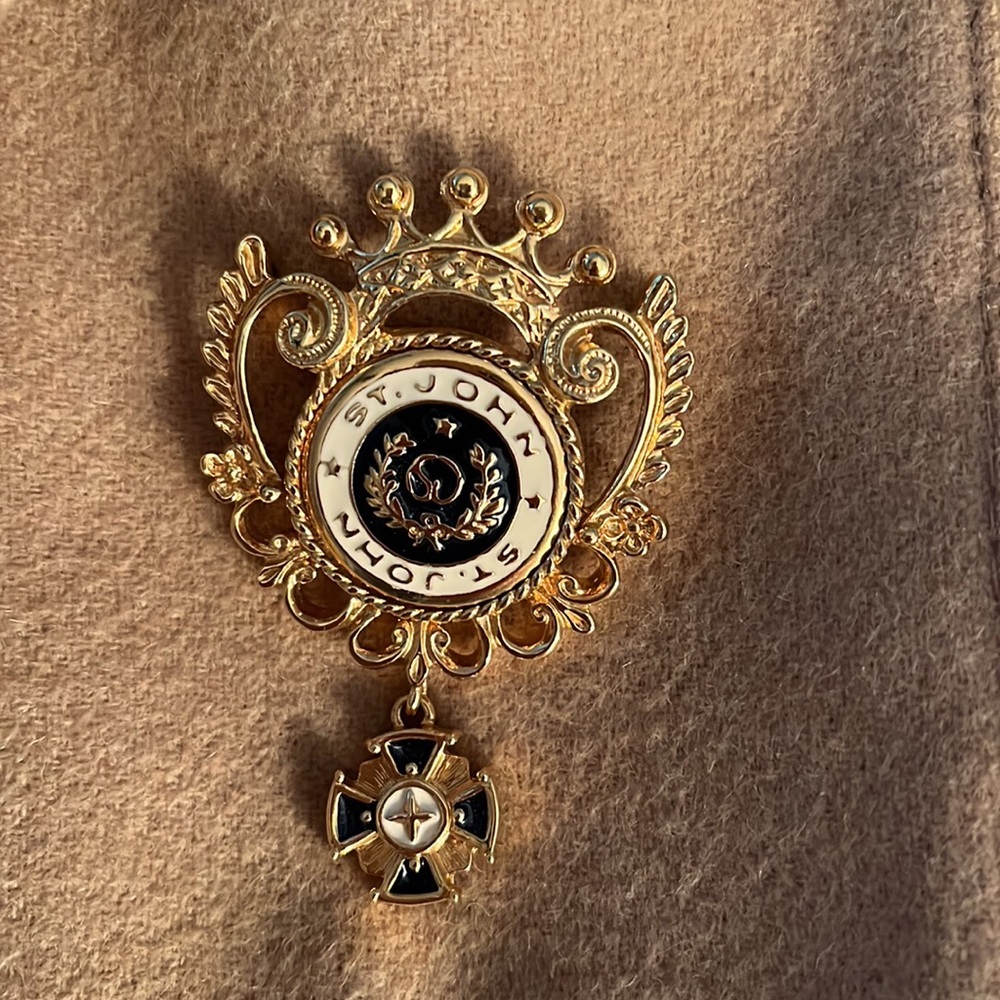 Vintage St John brooch